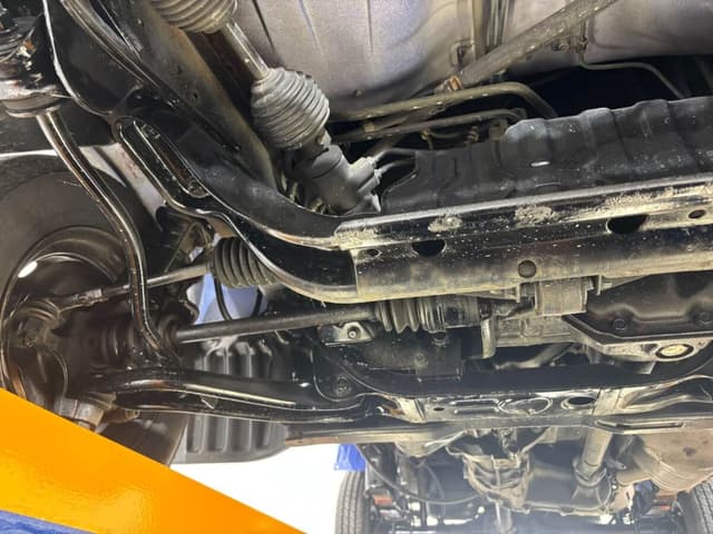 1998 Mitsubishi Minicab JDM car for sale — photo 17 of 23