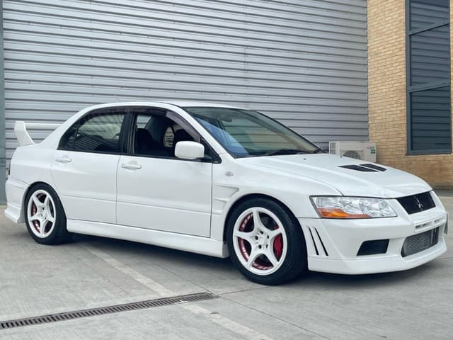 2001 Mitsubishi Lancer Evolution JDM car for sale — photo 2 of 25