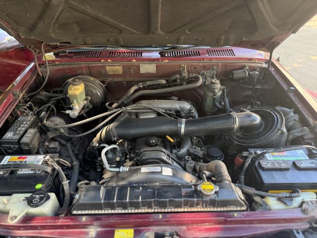 1993 Toyota Hilux Surf JDM car for sale — photo 8 of 10