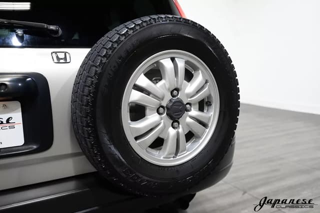 1997 Honda CR-V JDM car for sale — photo 9 of 25