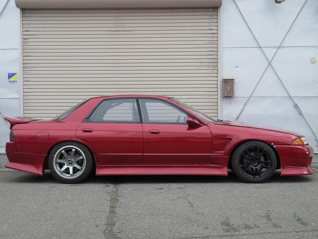 1989 Nissan Skyline JDM car for sale — photo 2 of 25
