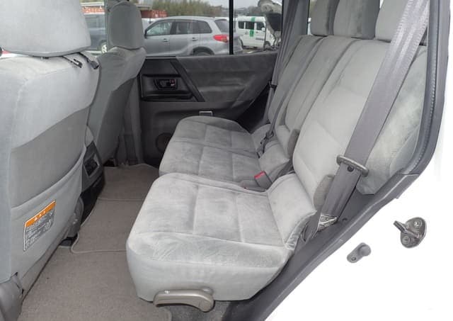2001 Mitsubishi Pajero JDM car for sale — photo 6 of 6