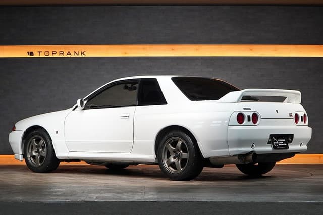 1993 Nissan Skyline JDM car for sale — photo 5 of 25
