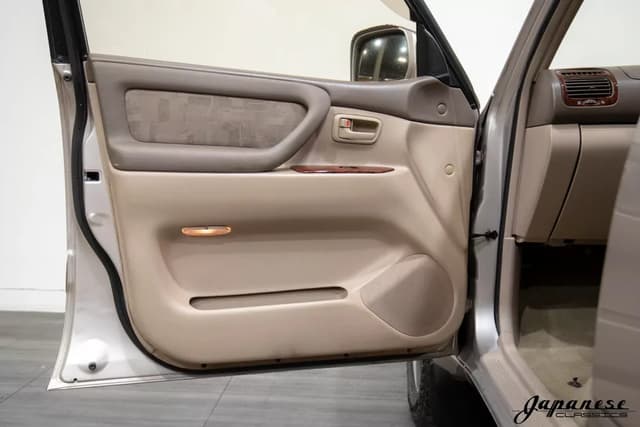 1998 Toyota Land Cruiser JDM car for sale — photo 18 of 25