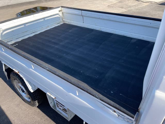 1999 Daihatsu Hijet JDM car for sale — photo 13 of 25