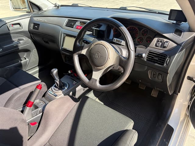 2001 Mitsubishi Lancer Evolution JDM car for sale — photo 11 of 18