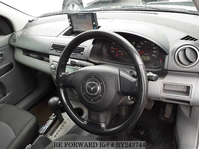 2006 Mazda Demio JDM car for sale — photo 3 of 8