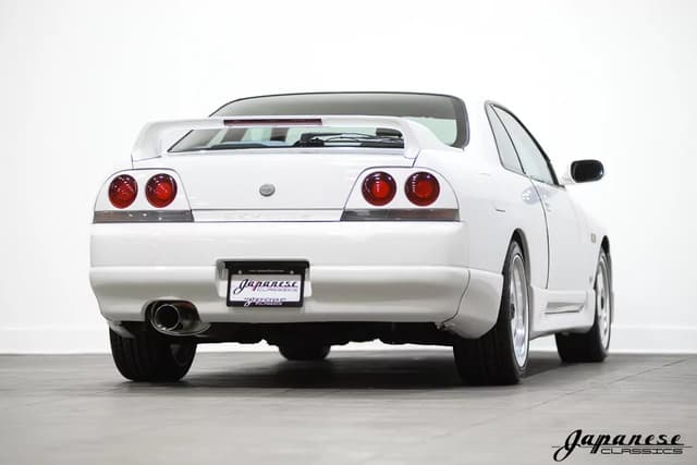 1996 Nissan Skyline JDM car for sale — photo 8 of 25