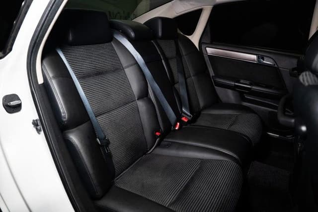 2009 Nissan Fuga JDM car for sale — photo 13 of 15