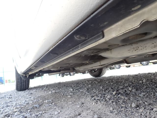 2011 Toyota Vitz JDM car for sale — photo 23 of 25
