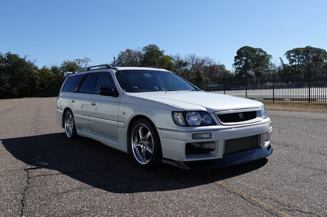 1997 Nissan Stagea JDM car for sale — photo 18 of 20