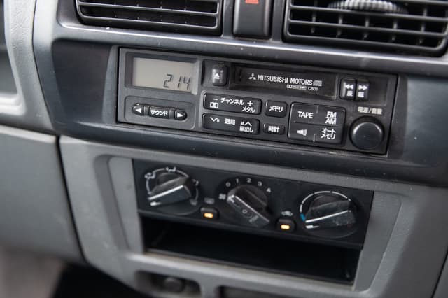 2000 Mitsubishi Minicab JDM car for sale — photo 15 of 15