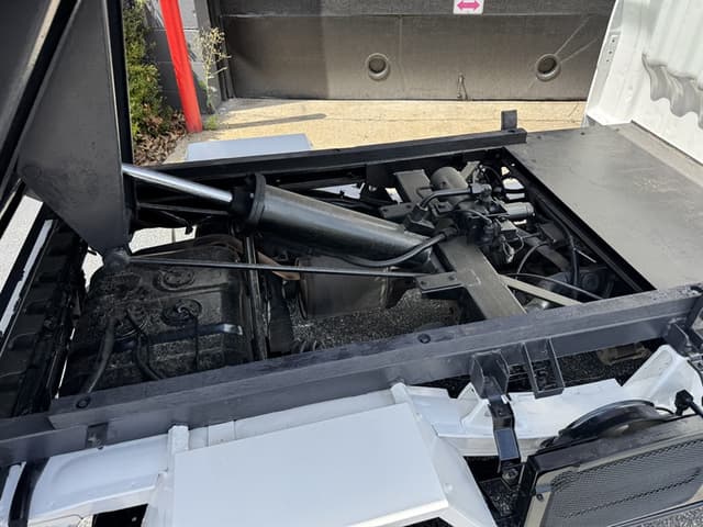 1996 Daihatsu Hijet JDM car for sale — photo 12 of 22