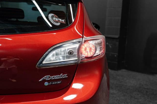 2010 Mazda Axela JDM car for sale — photo 3 of 14