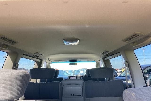2003 Nissan Elgrand JDM car for sale — photo 12 of 25