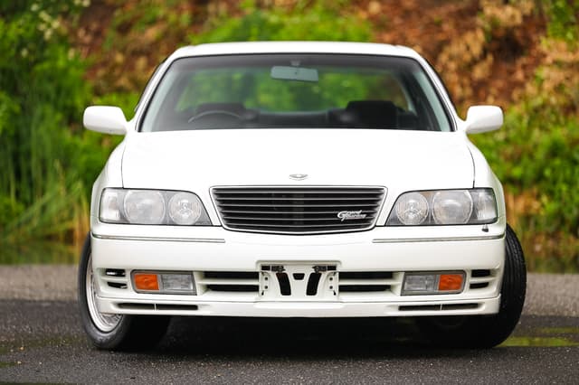1996 Nissan Cima JDM car for sale — photo 17 of 25