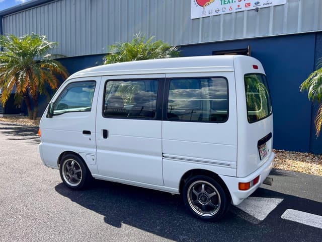 1996 Suzuki Every Van JDM car for sale — photo 8 of 19