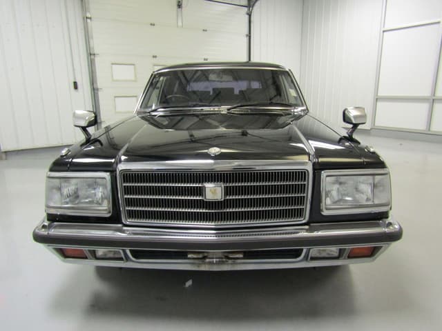 1991 Toyota Century JDM car for sale — photo 2 of 25