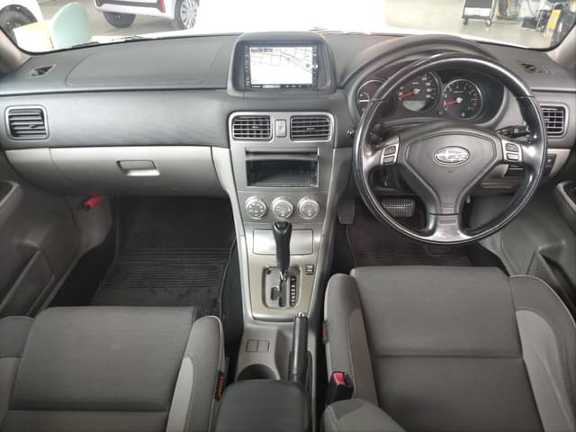 2005 Subaru Forester JDM car for sale — photo 4 of 6