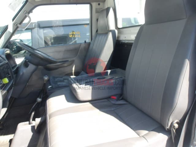 2006 Mazda Bongo JDM car for sale — photo 4 of 9