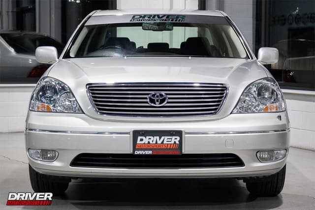 2001 Toyota Celsior JDM car for sale — photo 5 of 10