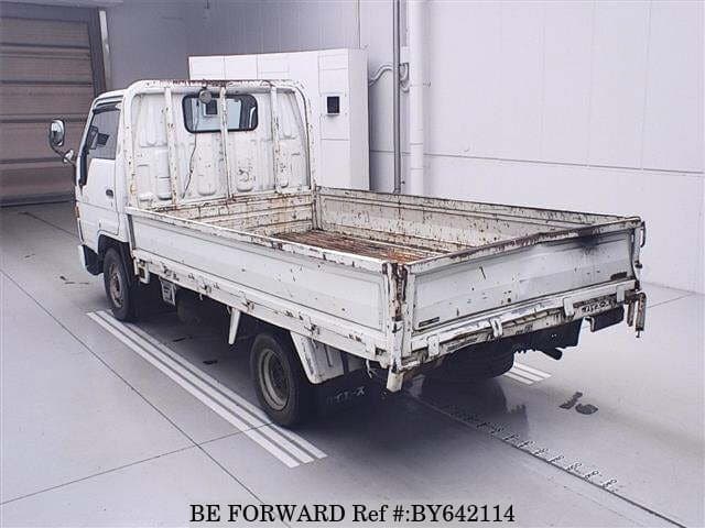 1992 Toyota HiAce JDM car for sale — photo 2 of 7