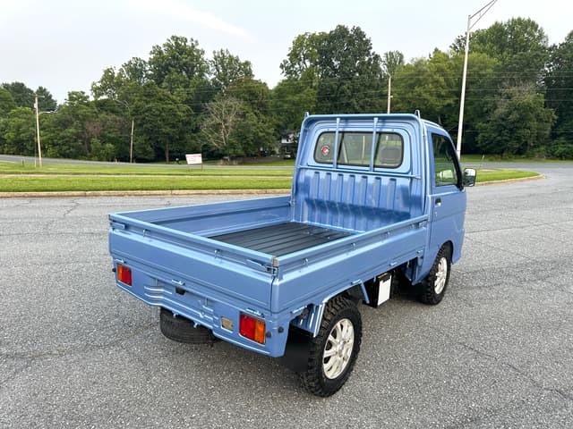 1999 Daihatsu Hijet JDM car for sale — photo 9 of 19