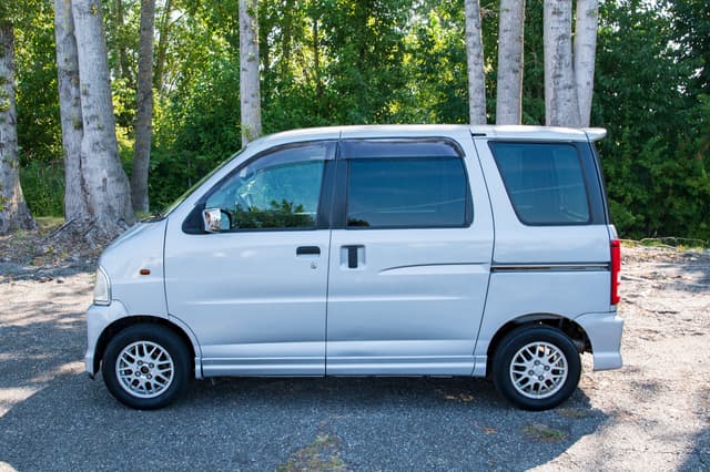 2001 Daihatsu Atrai JDM car for sale — photo 7 of 13
