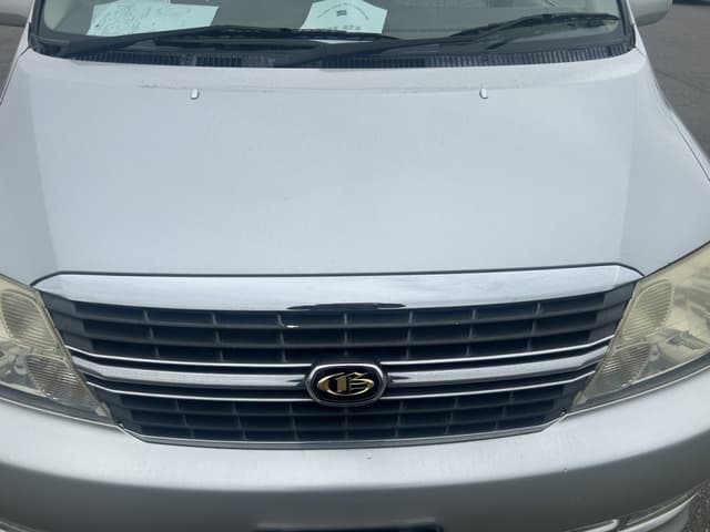 2001 Toyota Grand Hiace JDM car for sale — photo 13 of 25