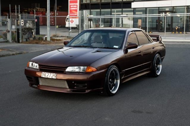 1991 Nissan Skyline JDM car for sale — photo 13 of 18