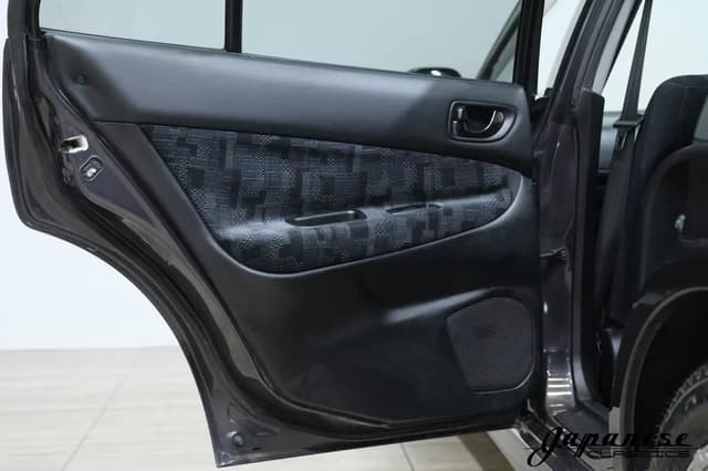 1997 Mitsubishi Legnum JDM car for sale — photo 20 of 25
