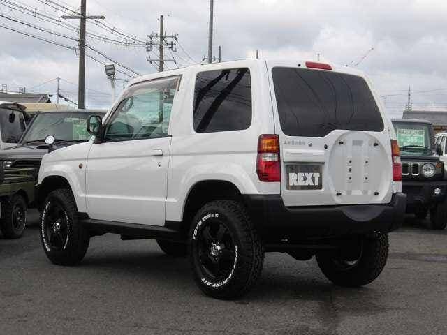 2001 Mitsubishi Pajero Mini JDM car for sale — photo 9 of 20
