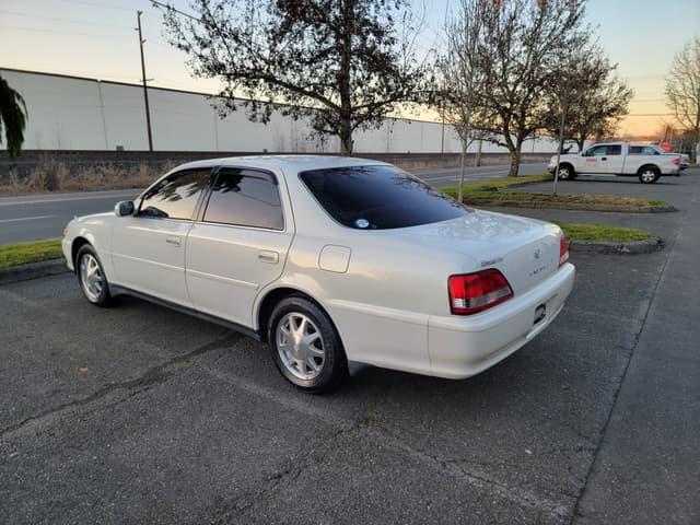 1997 Toyota Cresta JDM car for sale — photo 2 of 11