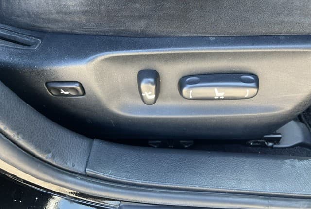 2004 Toyota Crown JDM car for sale — photo 25 of 25