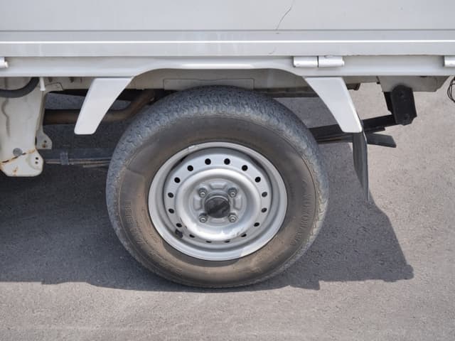 2002 Suzuki Carry JDM car for sale — photo 20 of 25