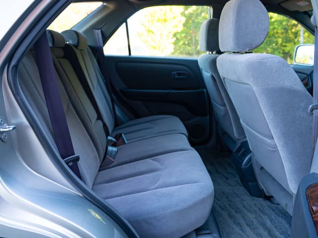 1999 Toyota Harrier JDM car for sale — photo 14 of 18