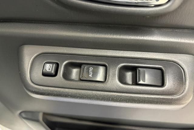 2009 Suzuki Jimny JDM car for sale — photo 18 of 25