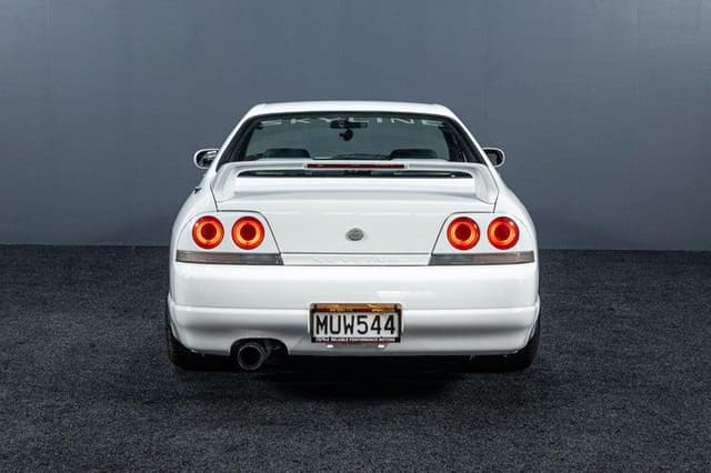 1997 Nissan Skyline JDM car for sale — photo 7 of 20