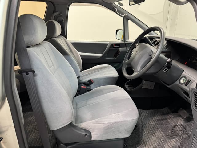 1999 Toyota Estima JDM car for sale — photo 24 of 25