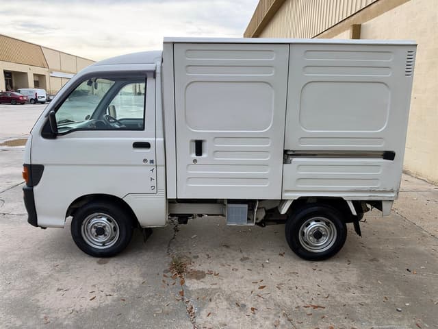 1998 Daihatsu Hijet JDM car for sale — photo 5 of 17