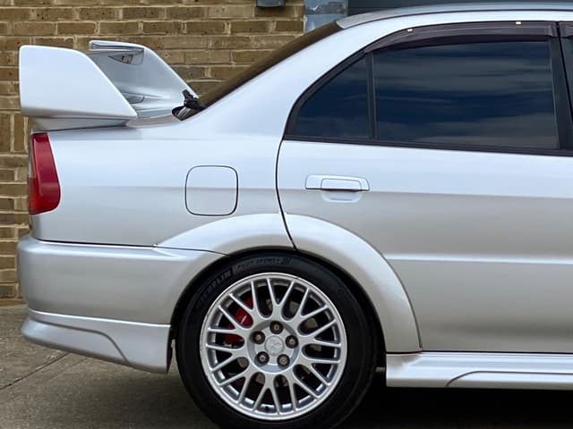 1999 Mitsubishi Lancer JDM car for sale — photo 2 of 25