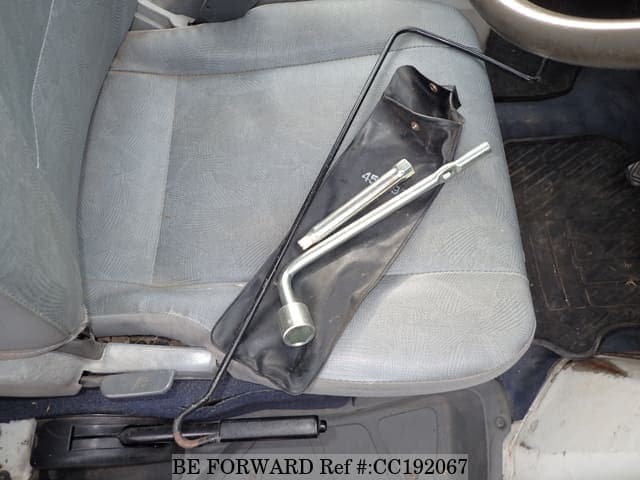1999 Mitsubishi Minicab JDM car for sale — photo 23 of 25