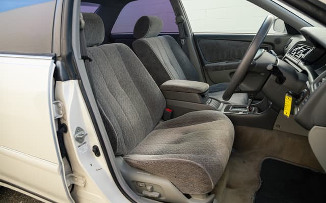 1996 Toyota Mark II JDM car for sale — photo 13 of 16