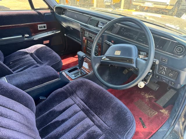 1990 Toyota Century JDM car for sale — photo 6 of 9