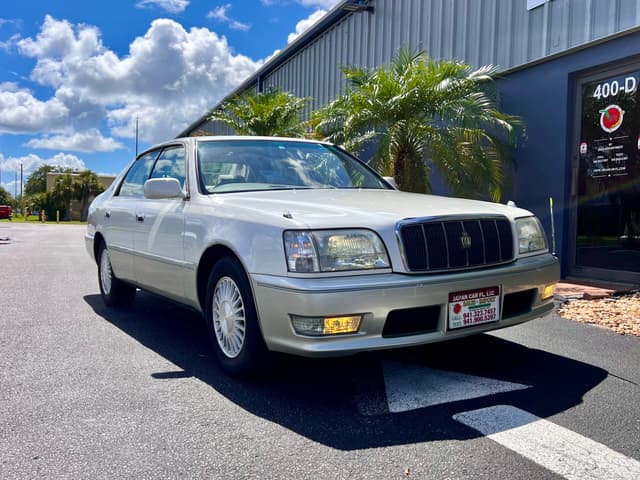 1996 Toyota Crown JDM car for sale — photo 7 of 21