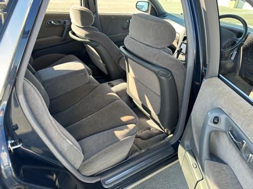 1992 Nissan President JDM car for sale — photo 7 of 8