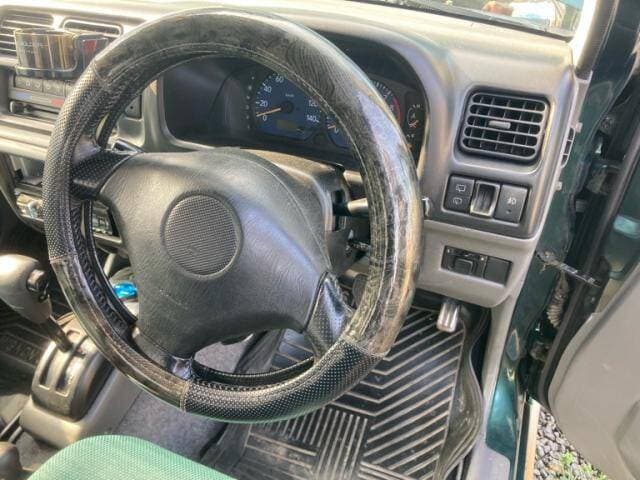 2001 Suzuki Jimny JDM car for sale — photo 15 of 17