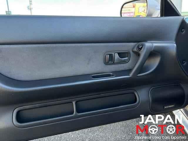 1994 Nissan Skyline JDM car for sale — photo 8 of 9