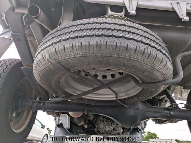 2009 Daihatsu Hijet JDM car for sale — photo 21 of 25