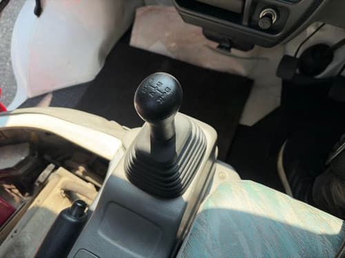 1999 Suzuki Carry JDM car for sale — photo 11 of 15